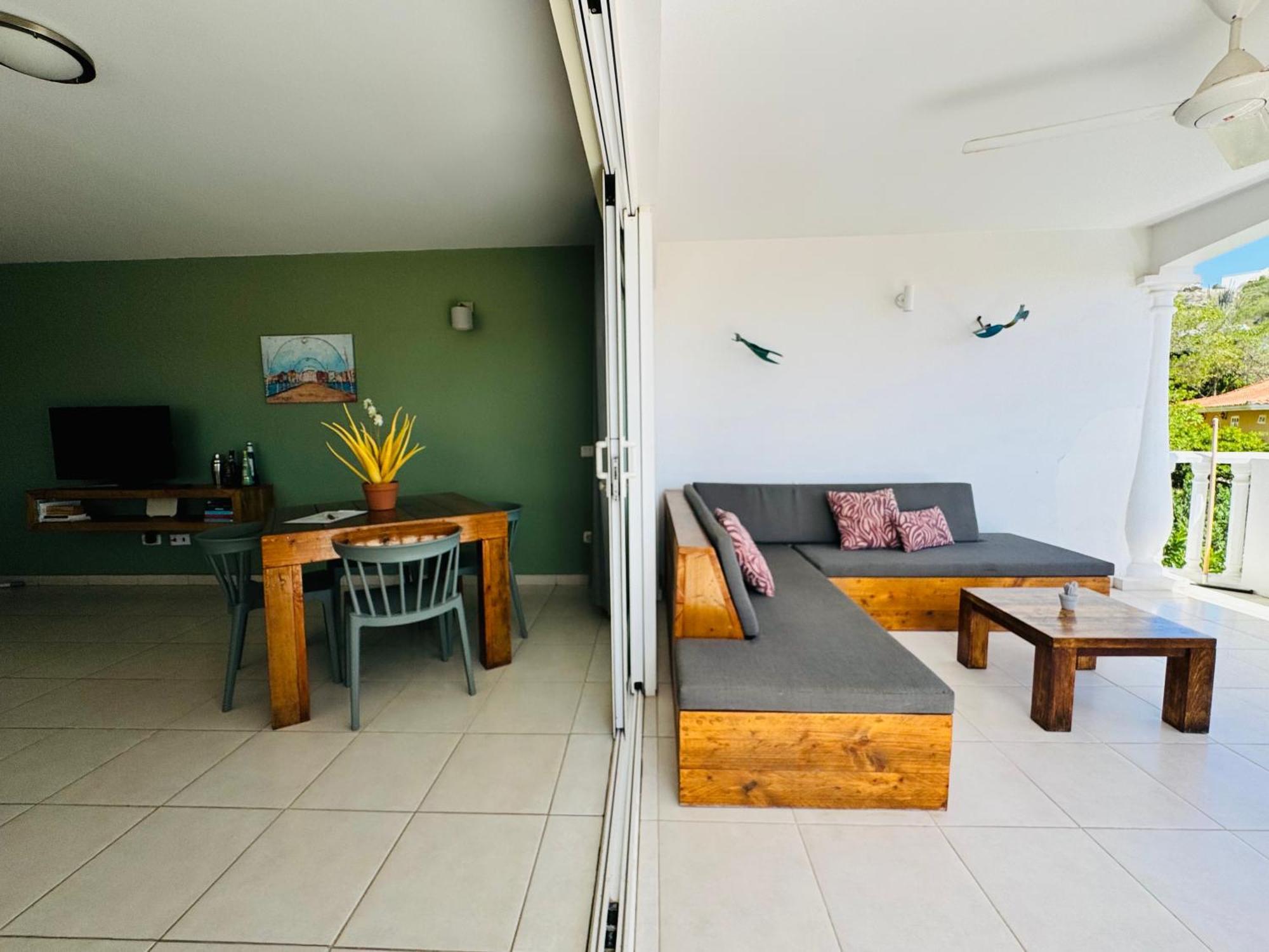 # Blue Bay Beach - Ocean View Apartments - Fully Air Conditioned # エクステリア 写真