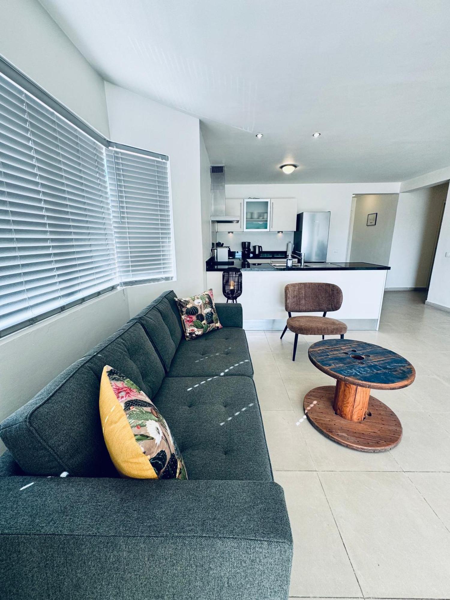 # Blue Bay Beach - Ocean View Apartments - Fully Air Conditioned # エクステリア 写真